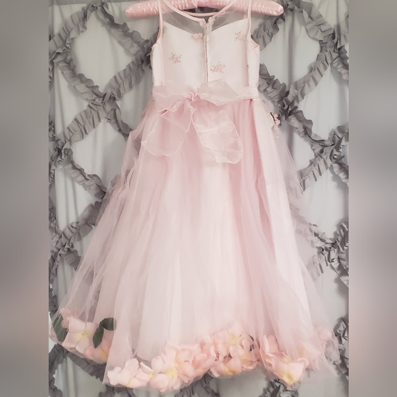 Girls pink formal dress size 6 - Picture 3 of 5